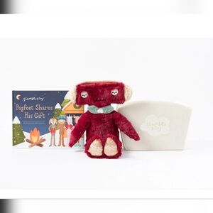 Slumberkins Holiday Essentials Gift Set: Hammerhead Kin + Book + Basket